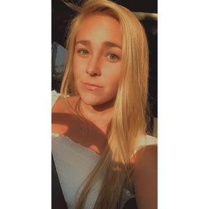 Meet your Posher, Allison